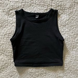 black cropped tank top